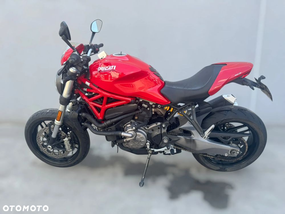 Ducati Monster - 4