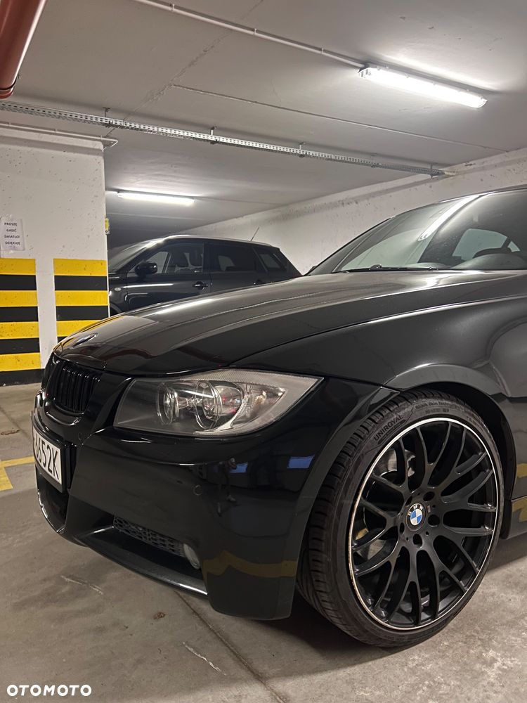 BMW Seria 3 325i - 3