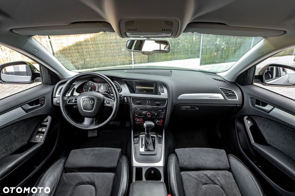 Audi A4 Avant - 32