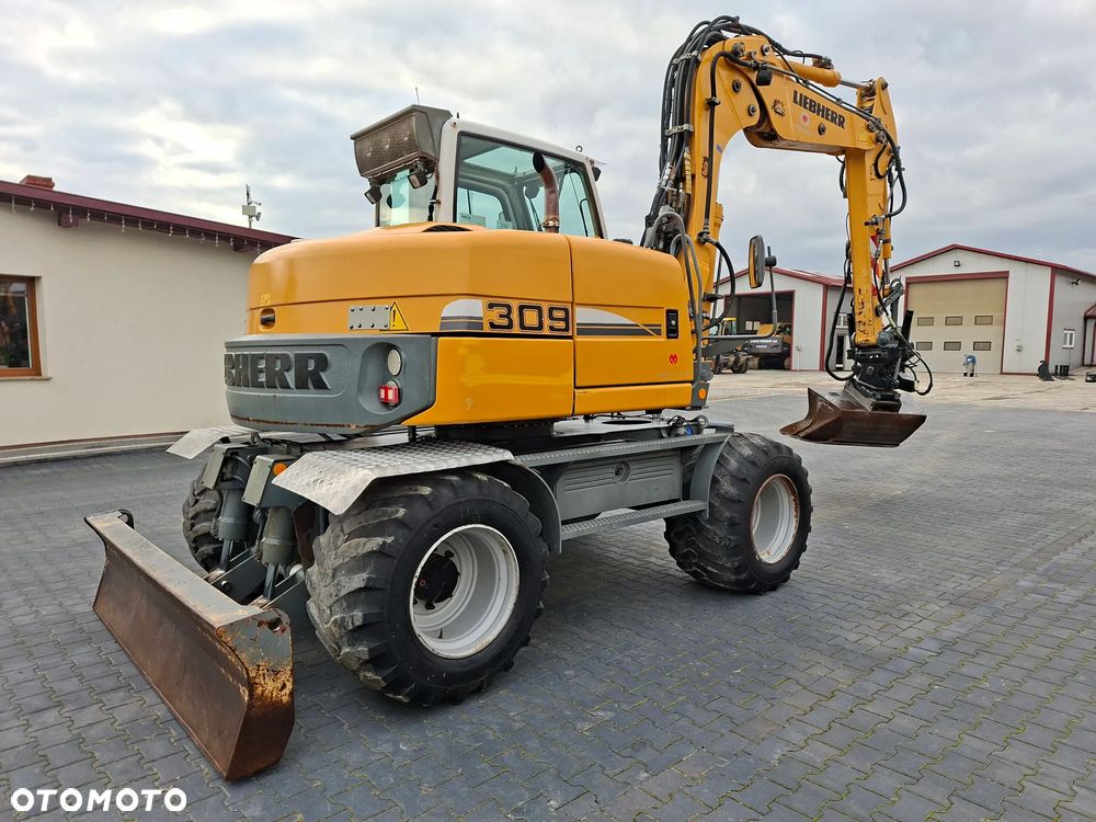 Liebherr A309 ROTOTILT - 6