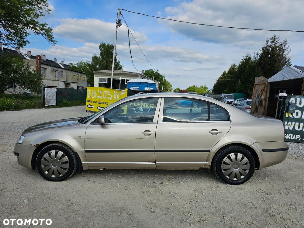 Skoda Superb - 8