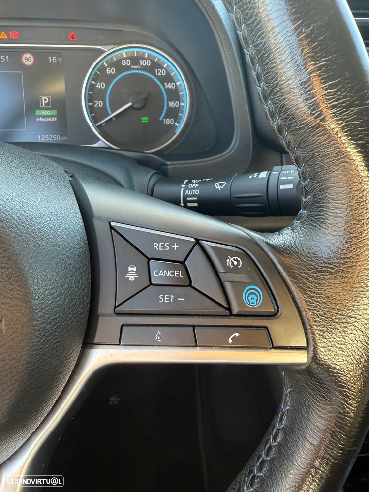 Nissan Leaf N-Connecta - 16