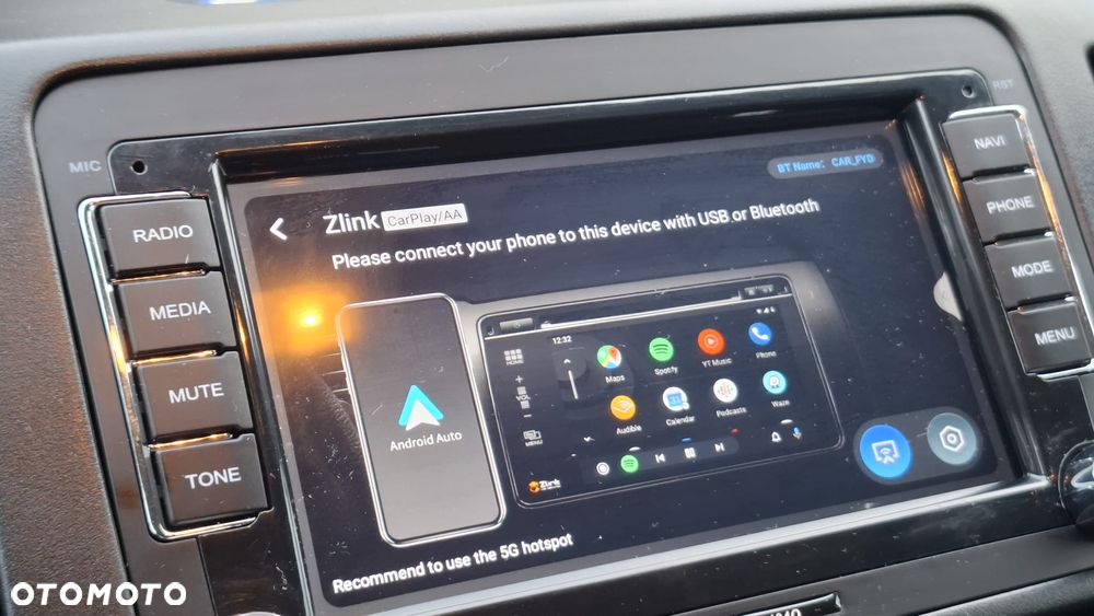 Volkswagen Caravelle - 19