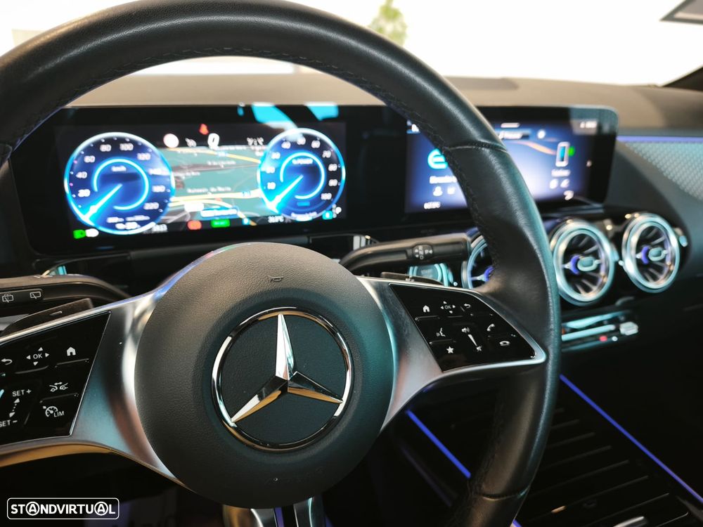 Mercedes-Benz EQA 250+ Progressive - 31