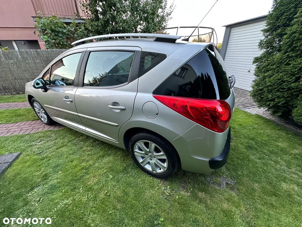Peugeot 207 1.6 VTi Premium - 8
