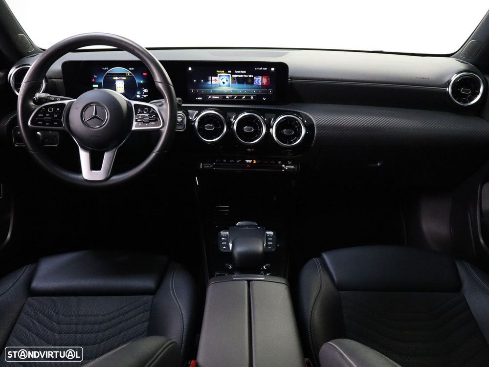 Mercedes-Benz A 250 e - 8