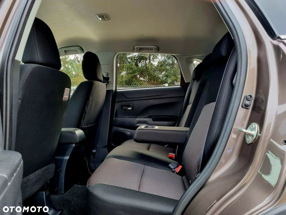 Mitsubishi ASX 1.6 Invite - 10