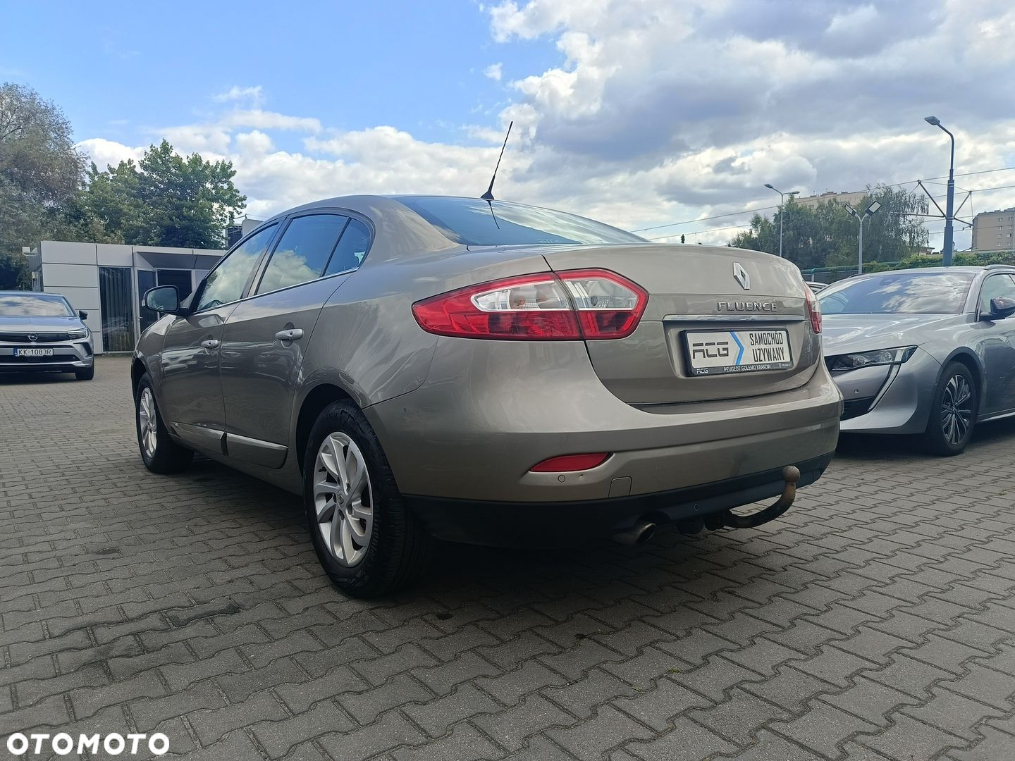 Renault Fluence 1.6 16V Intens - 4