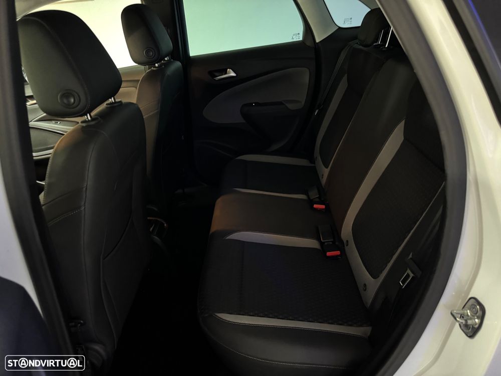 Opel Crossland X 1.2 T Innovation - 41