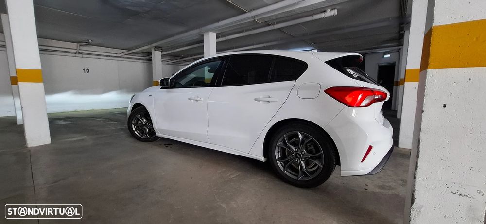 Ford Focus 1.5 TDCi ECOBlue ST-Line - 2