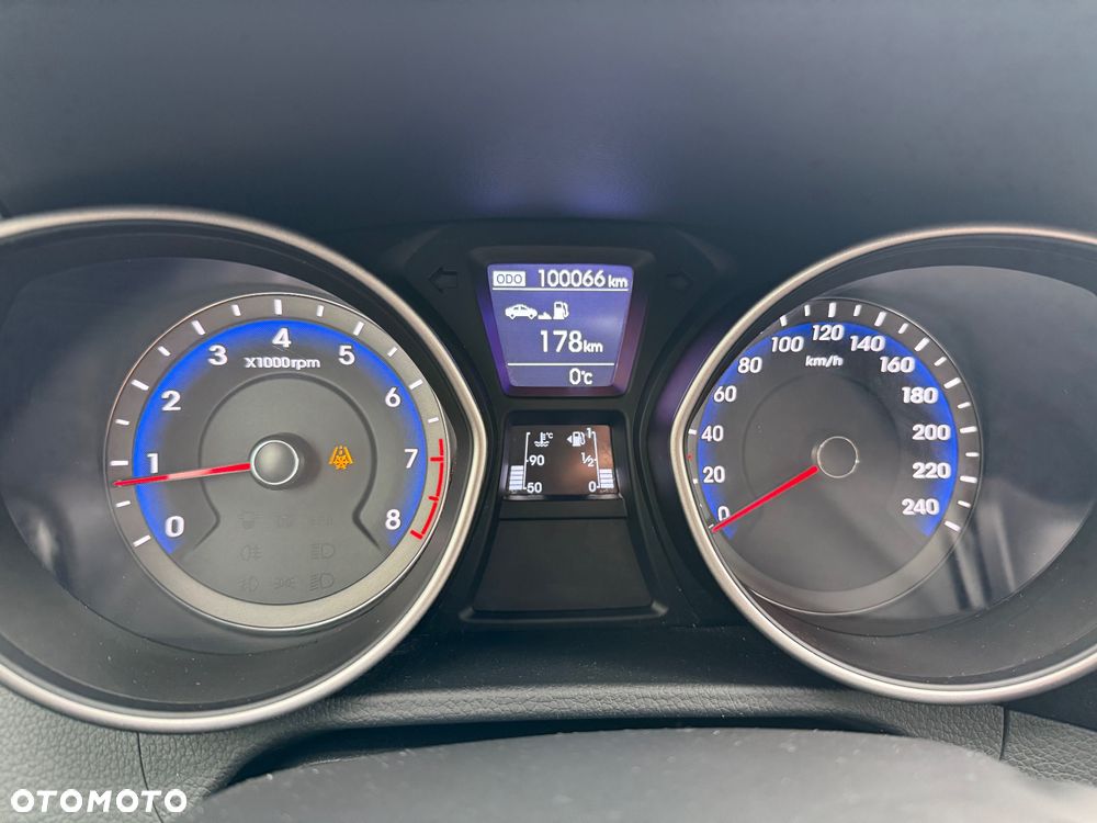 Hyundai i30 1.4 Classic + - 15