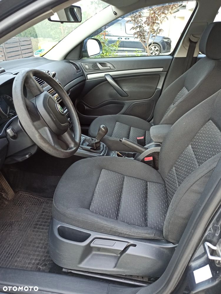 Skoda Octavia 1.6 - 17
