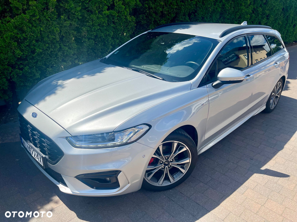 Ford Mondeo 2.0 Hybrid ST-Line X