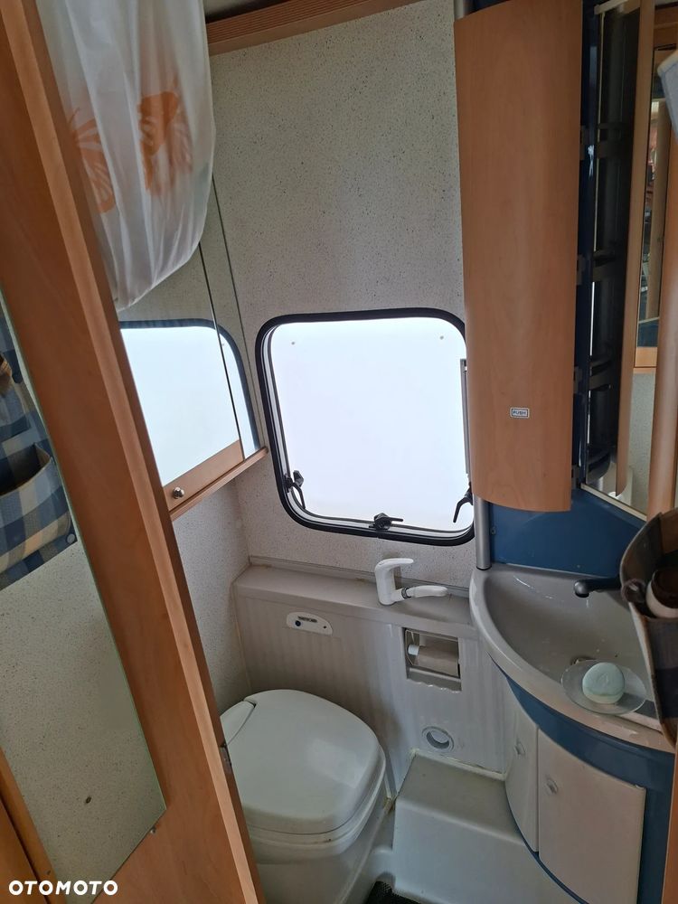 Burstner ventana 490K - 14