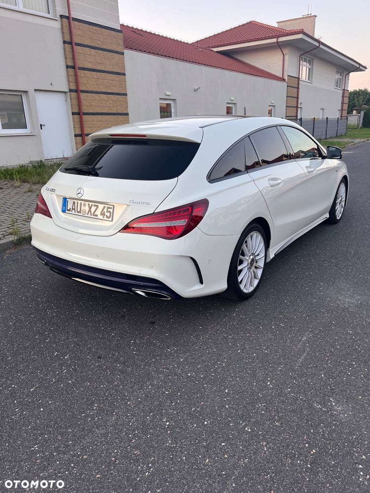 Mercedes-Benz CLA 250 4-Matic AMG Line - 15