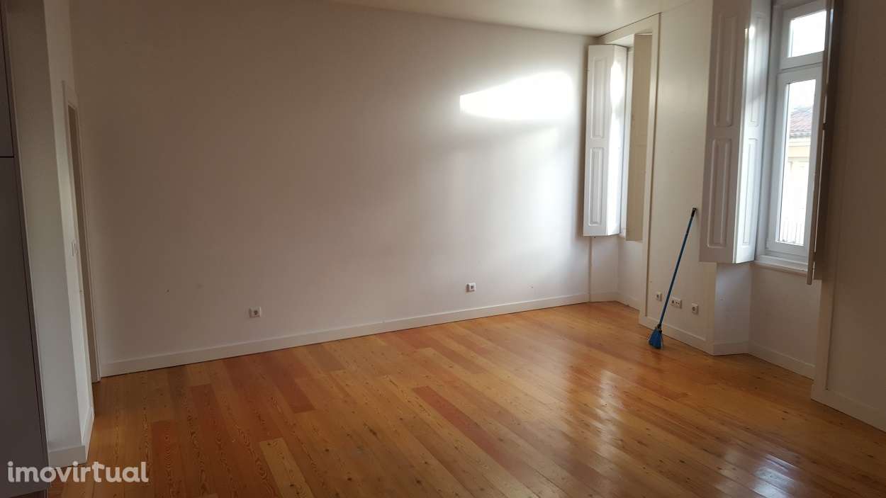 ARRENDAMENTO - Apartamento T1 centro Póvoa de Varzim - Grande imagem: 3/15