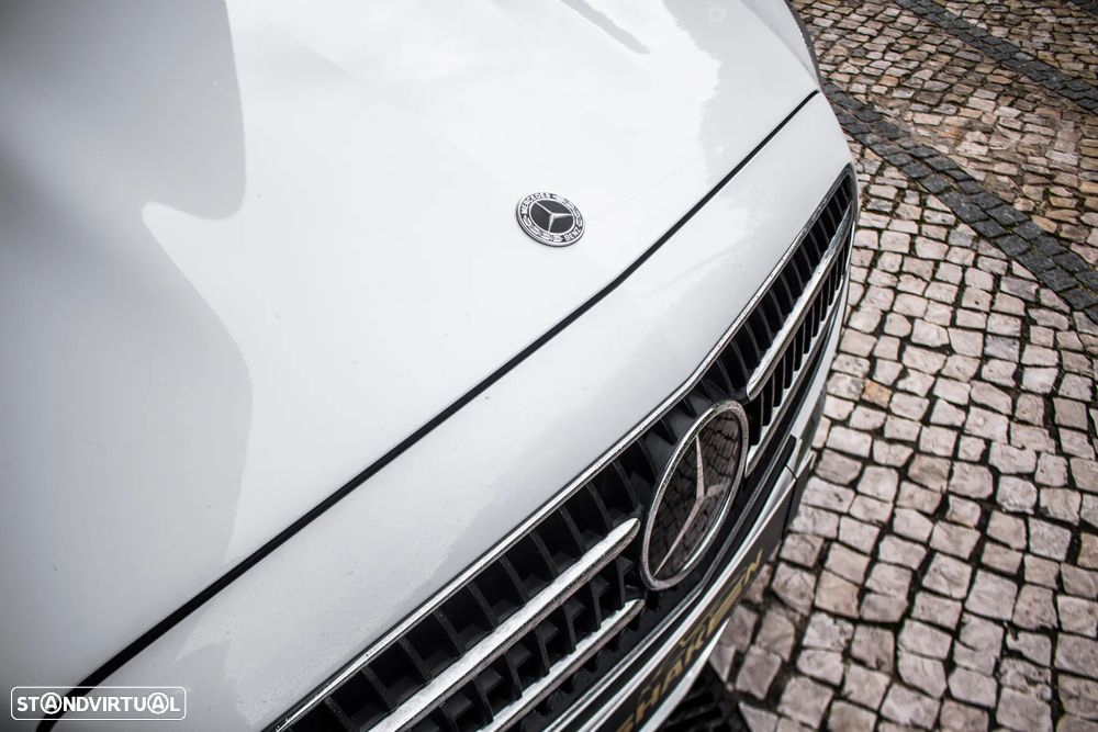 Mercedes-Benz E 300 de Avantgarde 4Matic - 4
