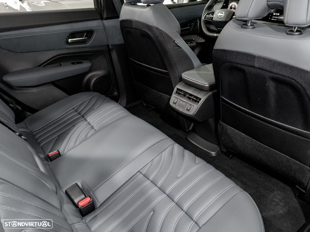 Nissan Ariya 87 kWh Evolve Carr. 22kW + Pack Sport - 21