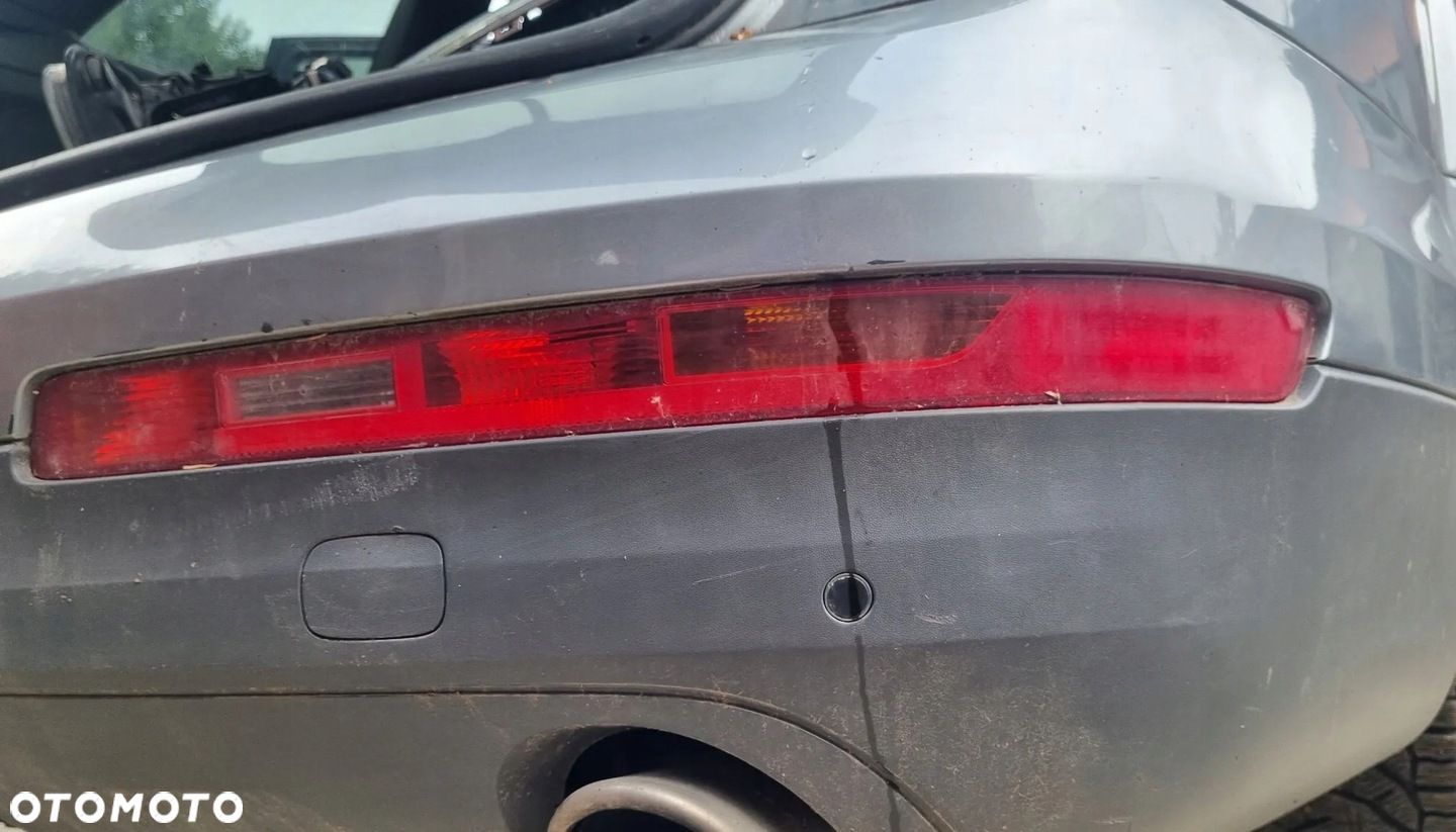 AUDI Q7 4L 05-10 r. LAMPA PRAWY TYŁ PRAWA TYLNA W ZDERZAK ODBLASK EU - 1