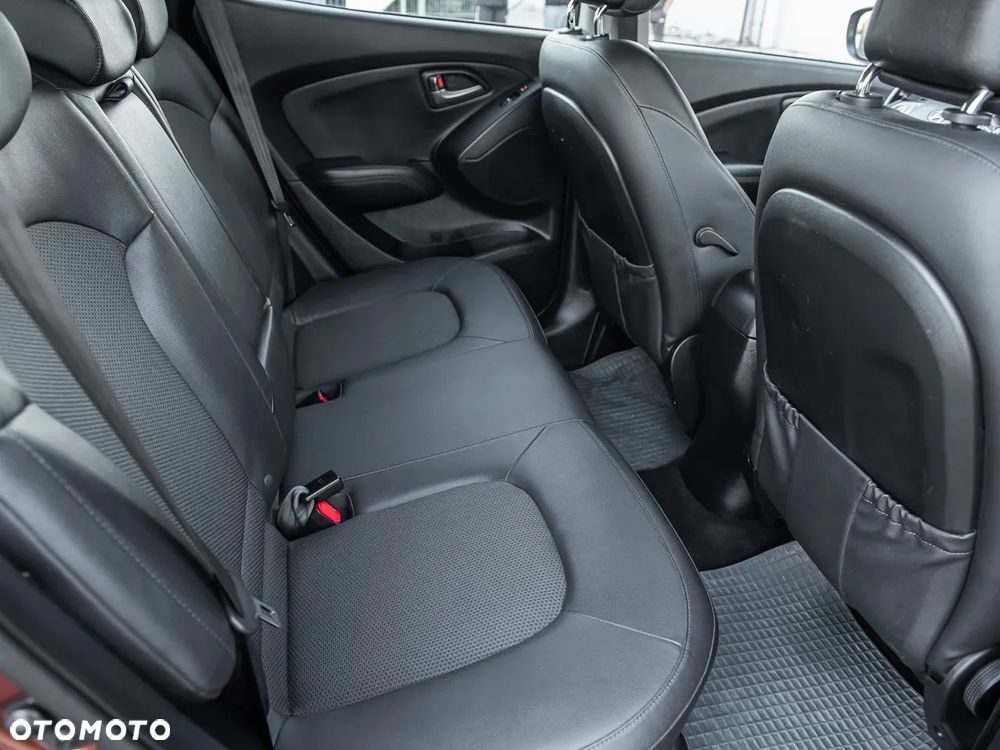 Hyundai ix35 1.6 2WD UEFA EURO 2012 Edition - 27