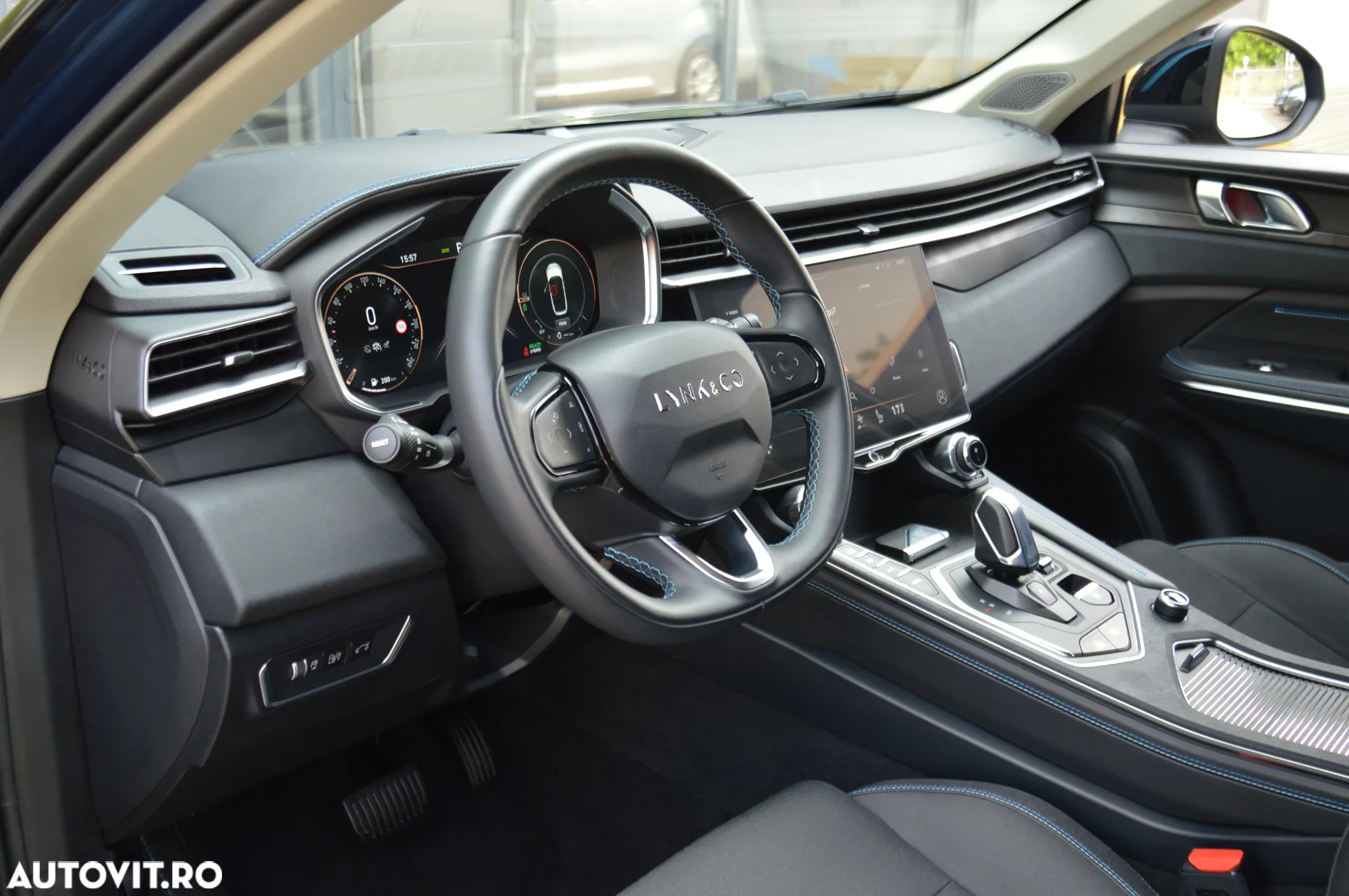 Lynk&Co 01 - 16