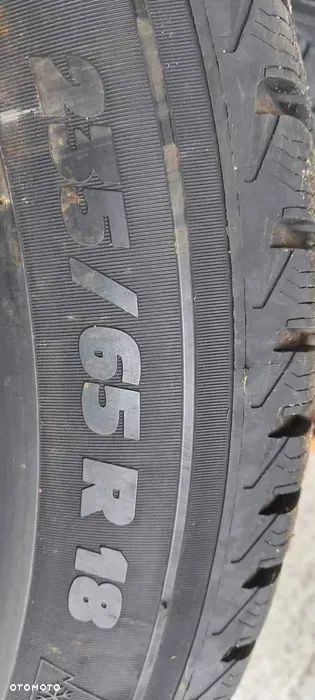 LEXUS Opony zimowe 235/65 R18  z felgami  R18 8Jx18H2 ET30 - 6