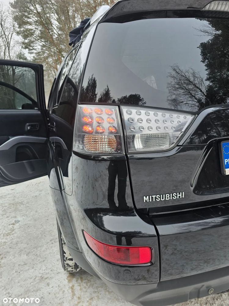Mitsubishi Outlander 2.0 DID Intense + SE - 2