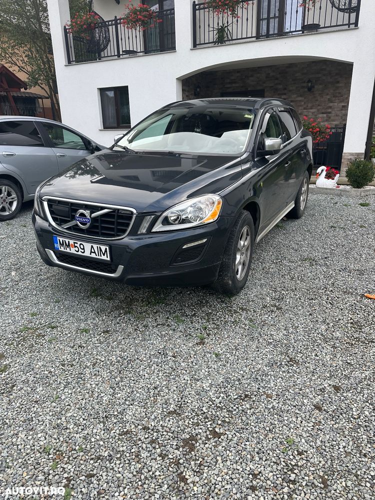 Volvo XC 60 D5 AWD A6 Basic - 8