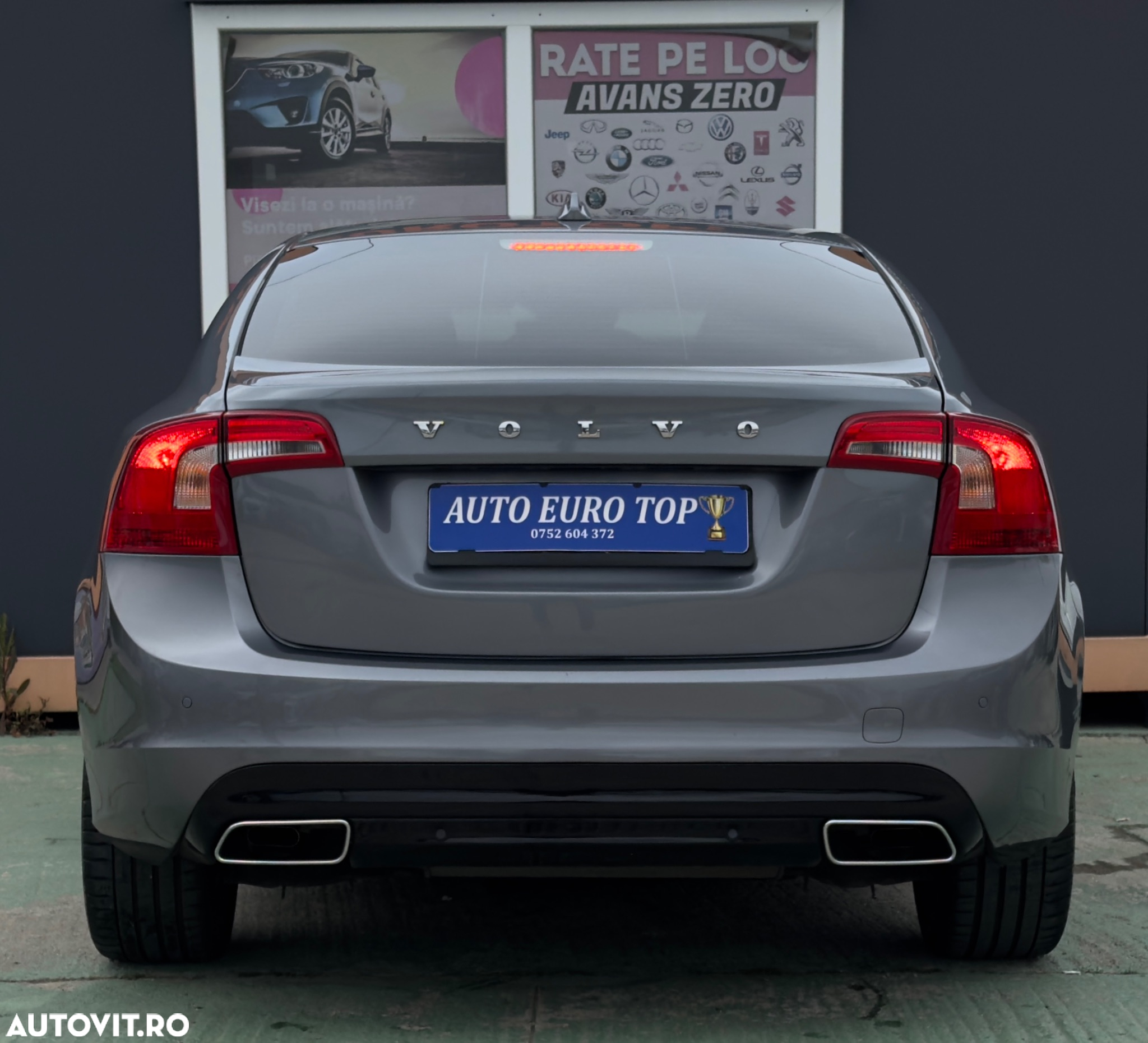 Volvo S60 D4 Geartronic Summum - 6