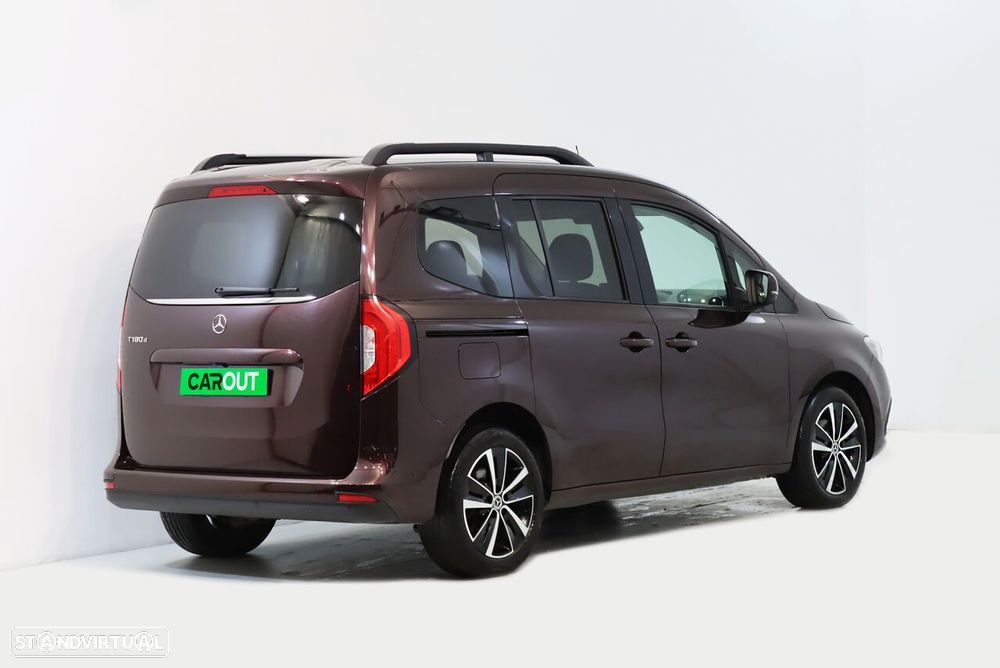 Mercedes-Benz T 180 d Standard - 2