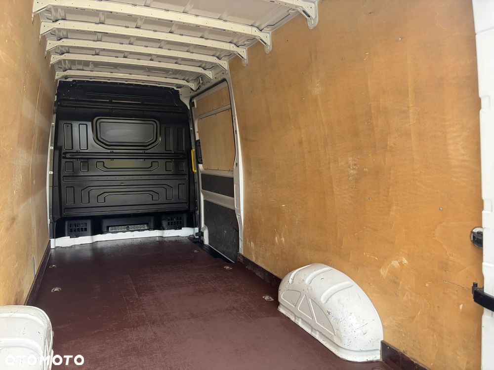 Volkswagen CRAFTER MAXI - 30