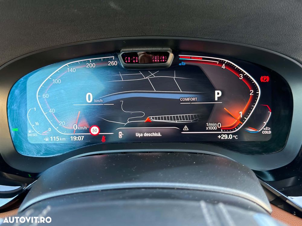 BMW Seria 5 520d Aut. Luxury Line - 26
