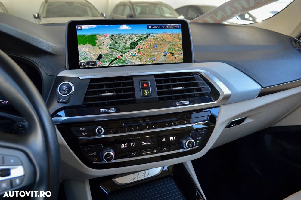 BMW X3 xDrive20i Aut. xLine - 24