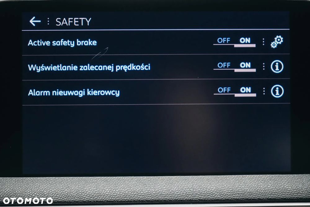 Peugeot 5008 1.5 BlueHDi GT Pack S&S EAT8 - 31
