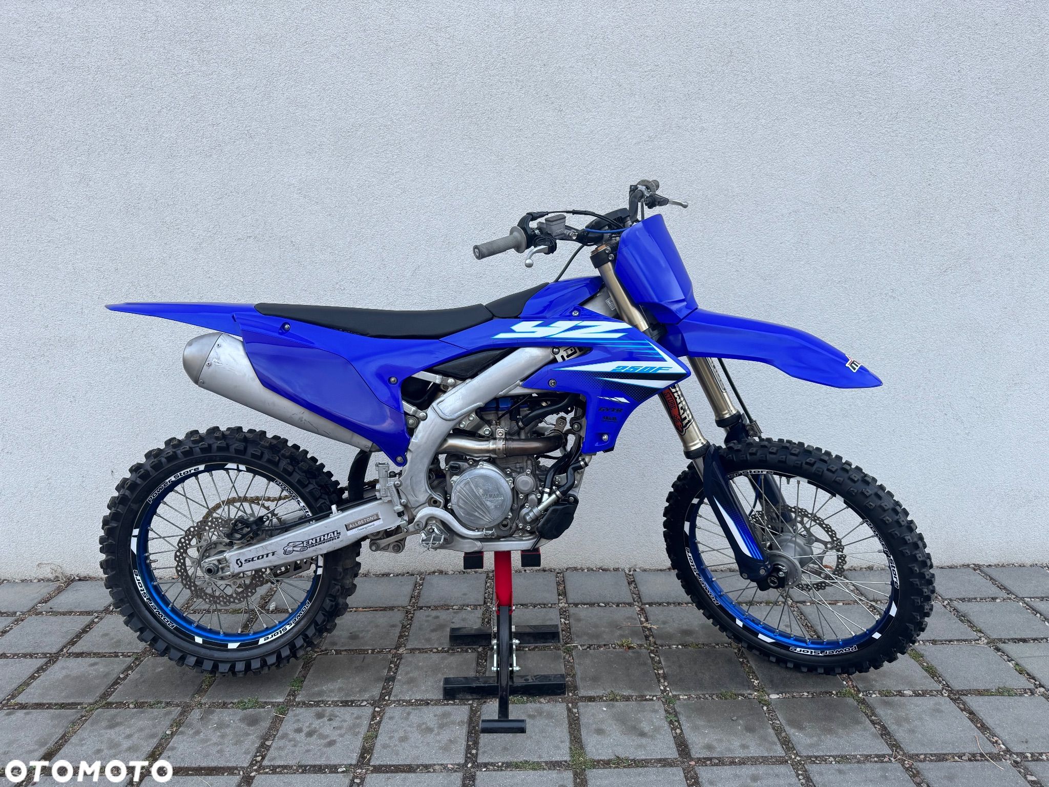 Yamaha YZF