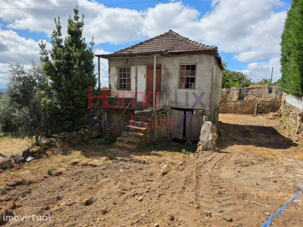 2 Moradias para venda em Cavernães, com terreno de 545m2 - Grande imagem: 2/29