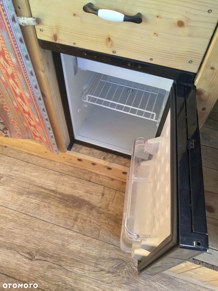 Mercedes-Benz SPRINTER - 12