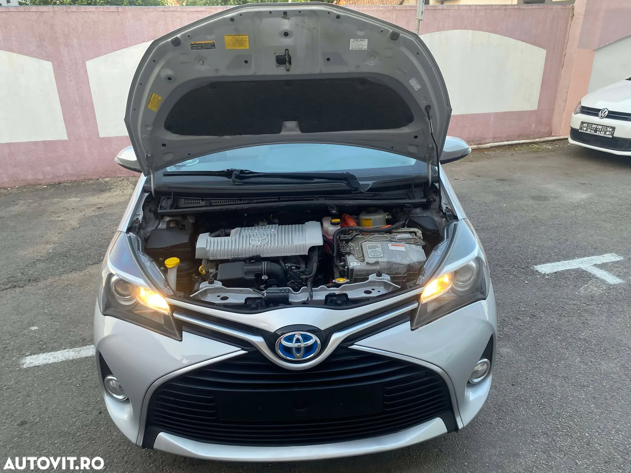 Toyota Yaris Hybrid 1.5 VVT-i Comfort - 13