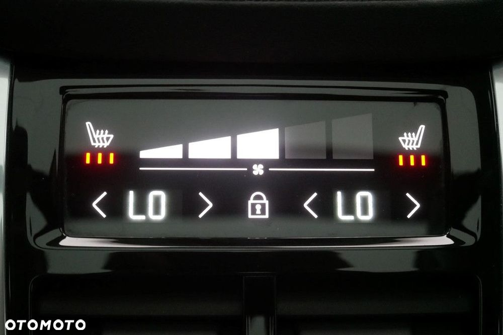 Volvo XC 90 - 26