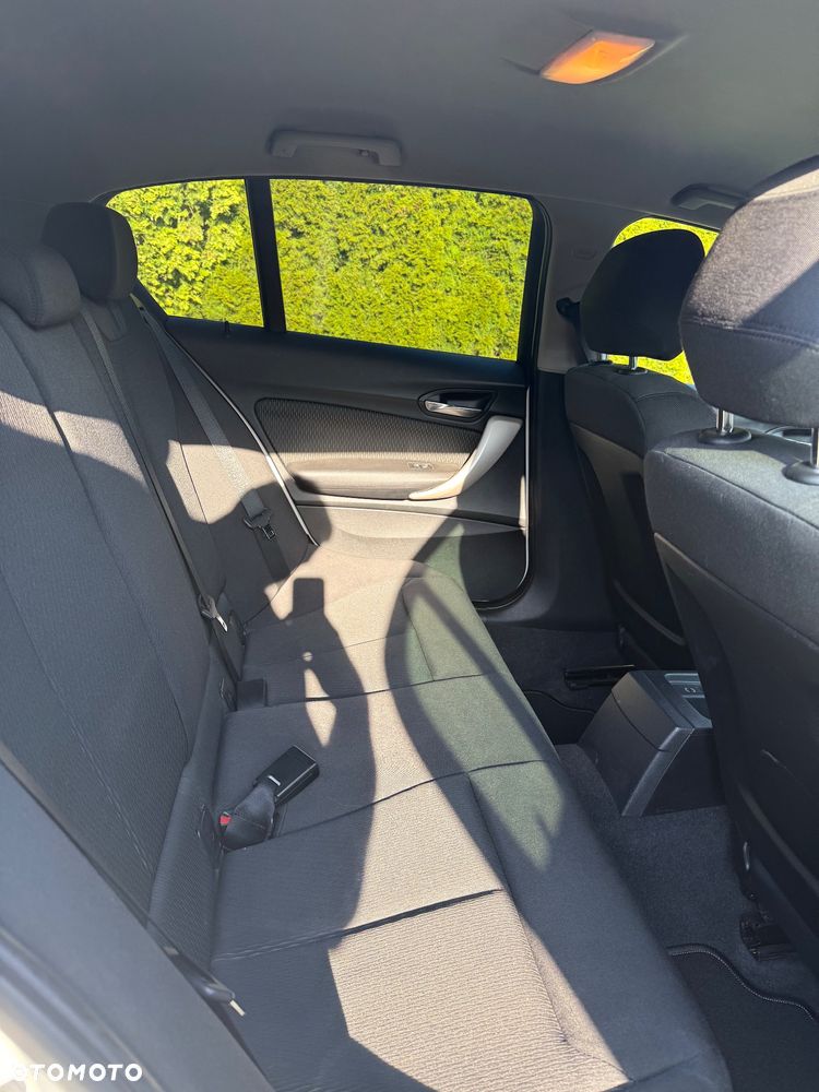 BMW Seria 1 114i - 9