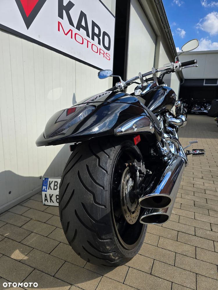 Suzuki Boulevard - 4