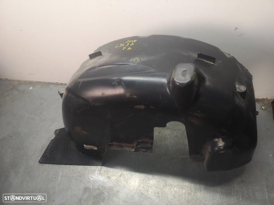 CAVA DA RODA PEUGEOT 2008 - 1