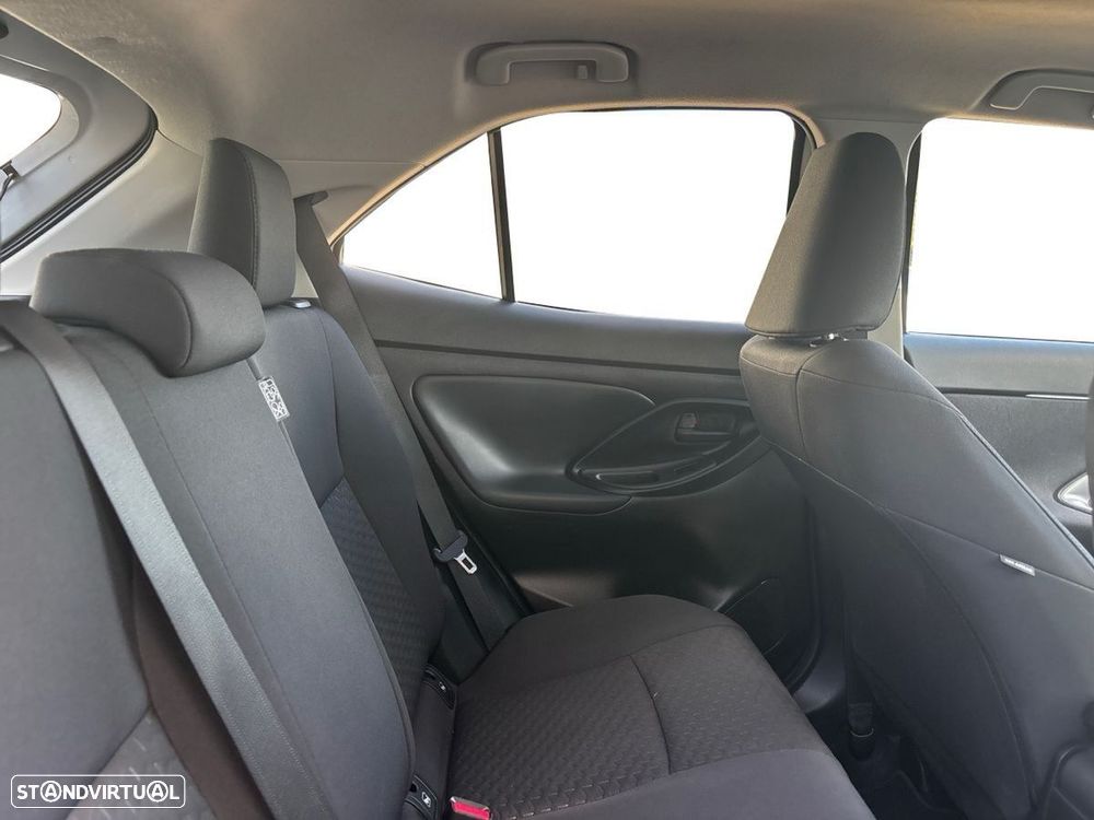 Toyota Yaris Cross 1.5 HDF Comfort Plus - 8