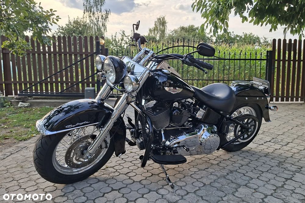 Harley-Davidson Softail Deluxe - 1