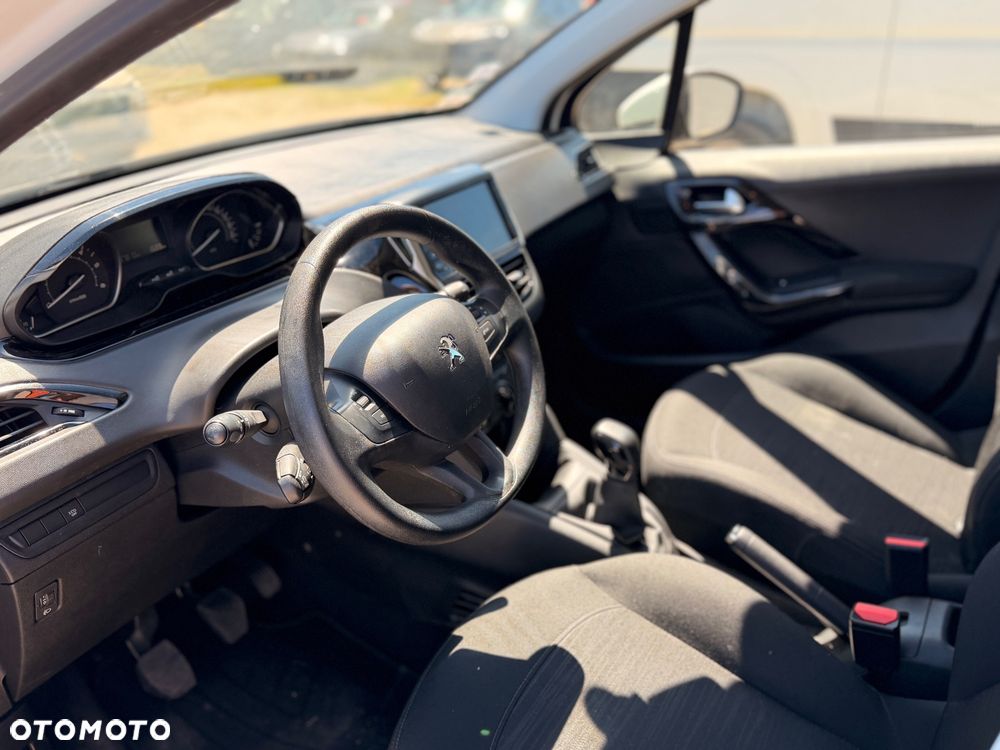 Peugeot 208 BlueHDi 100 Active Pack - 16