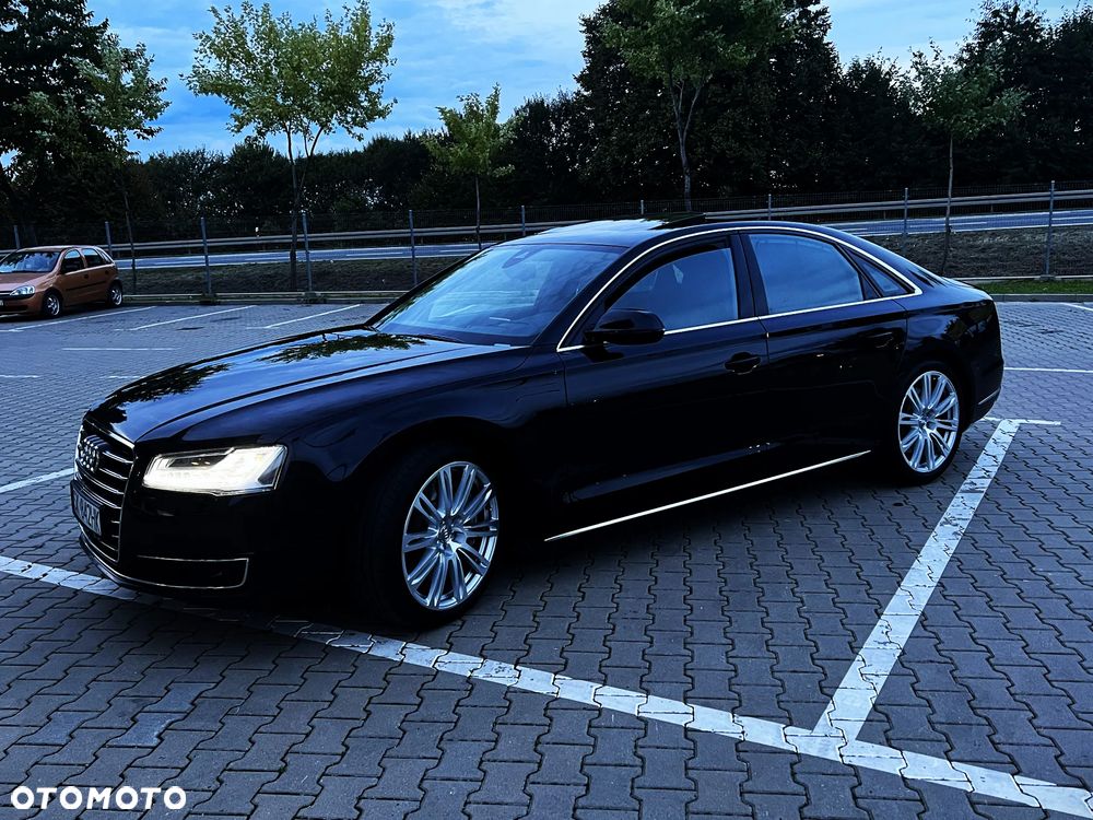 Audi A8 4.2 TDI DPF (clean diesel) quattro tiptronic - 21