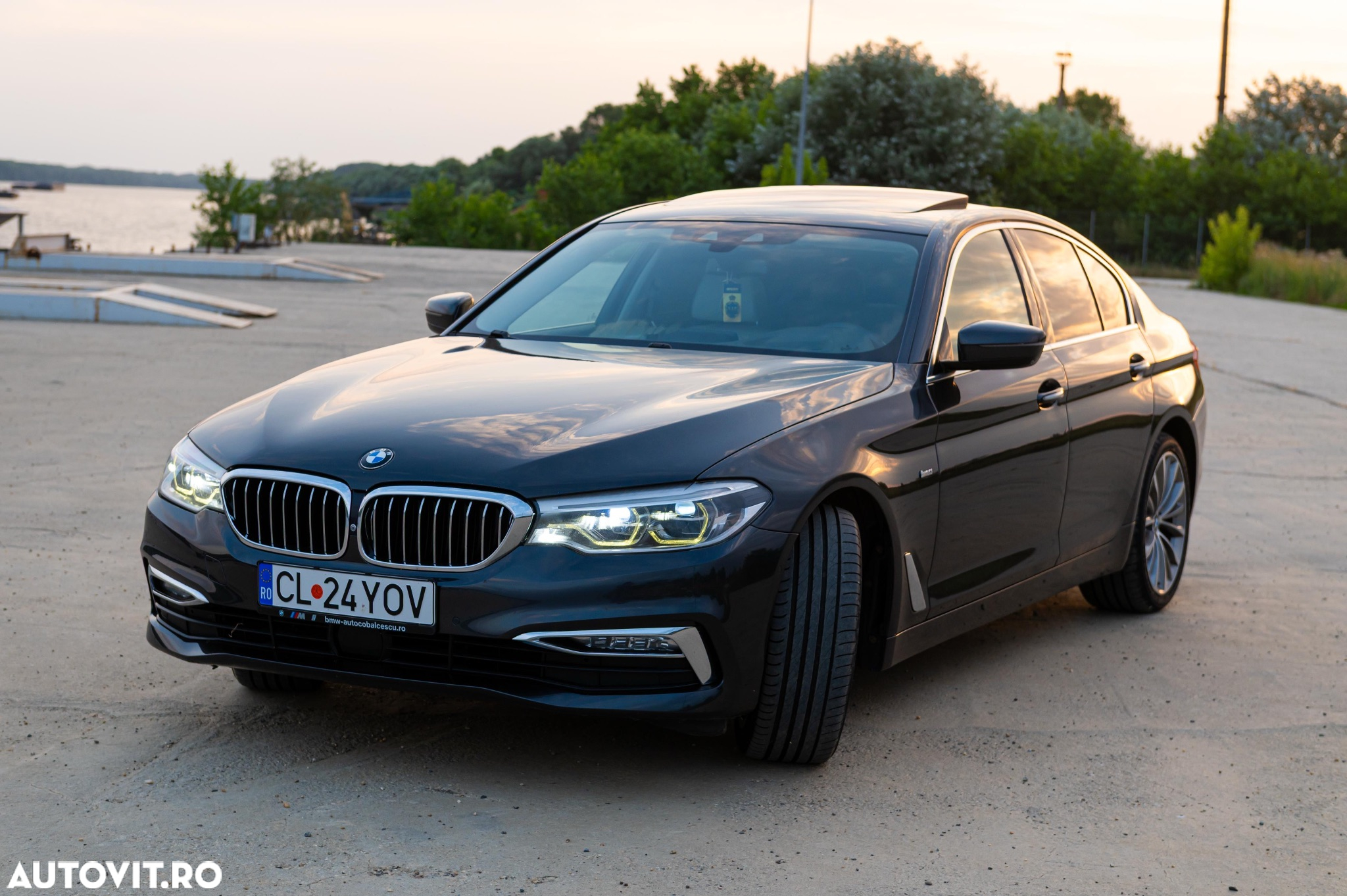 BMW Seria 5 530d xDrive AT - 5