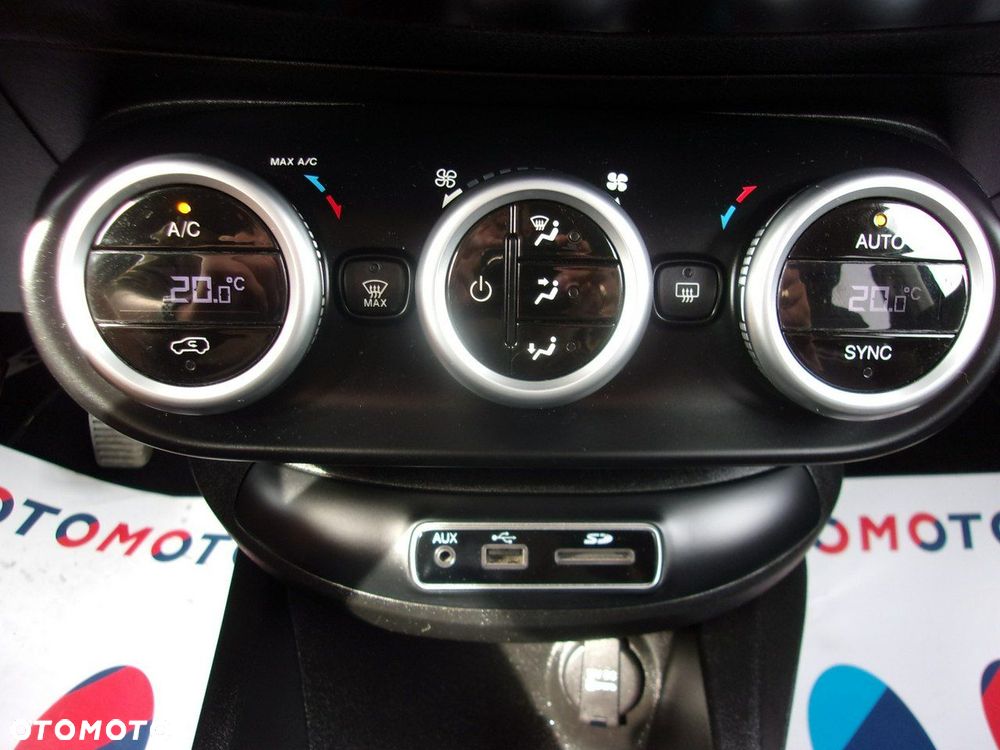 Fiat 500X 1.4 MultiAir Lounge - 23