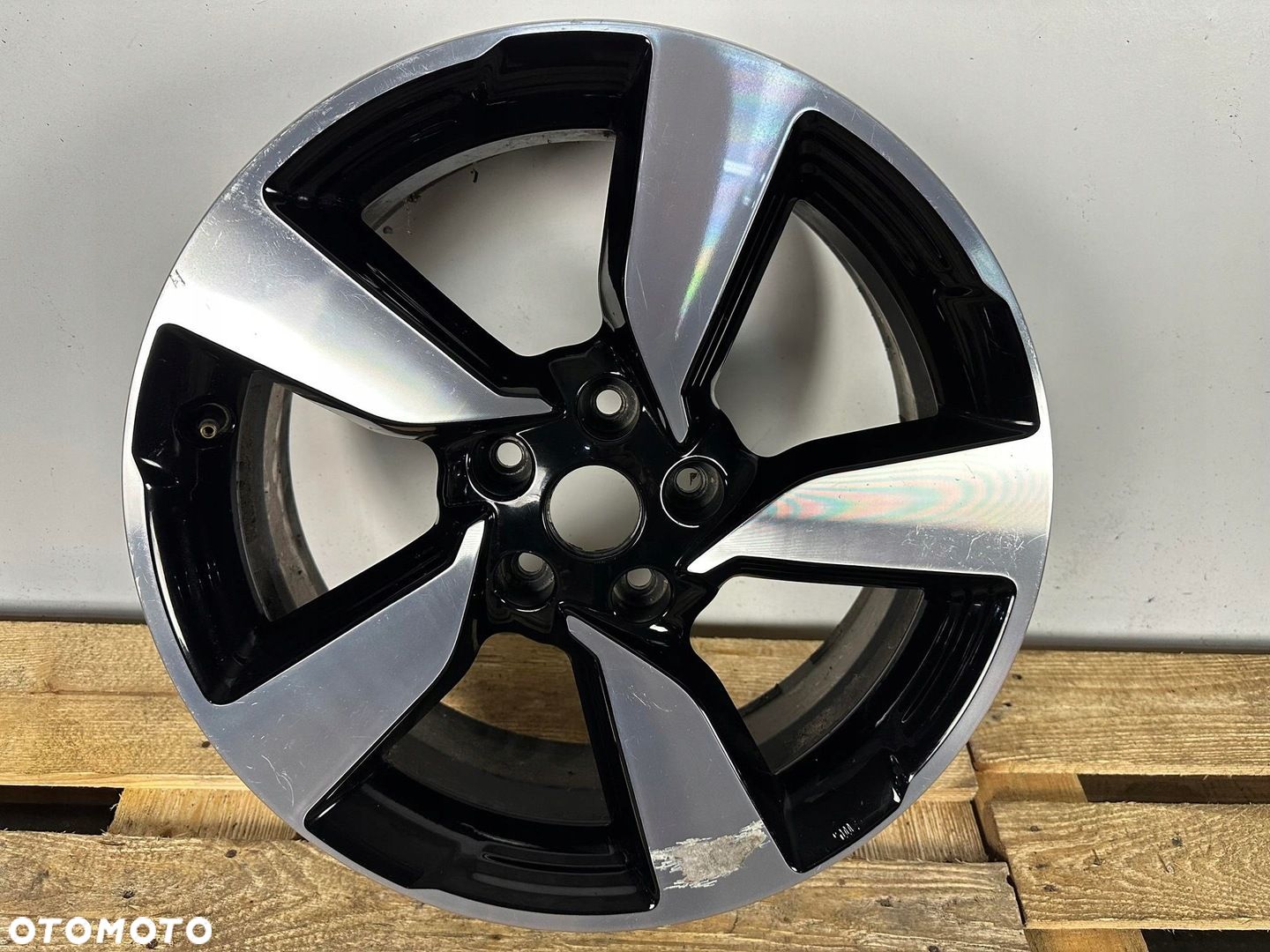 FELGA ALUMINIOWA NISSAN QASHQAI II 2 X-TRAIL 18" 7.0 N64801 CALA LADNA - 1