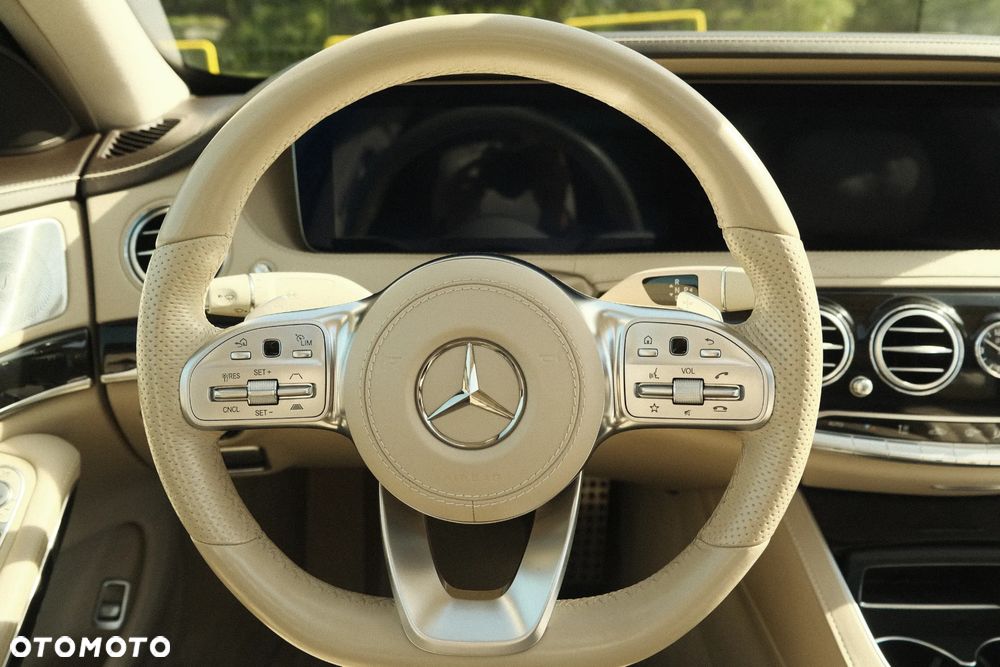 Mercedes-Benz Klasa S 400 d 4-Matic L 9G-TRONIC - 12